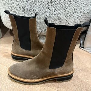 Frēda Salvador Tan Suede Chelsea Boots